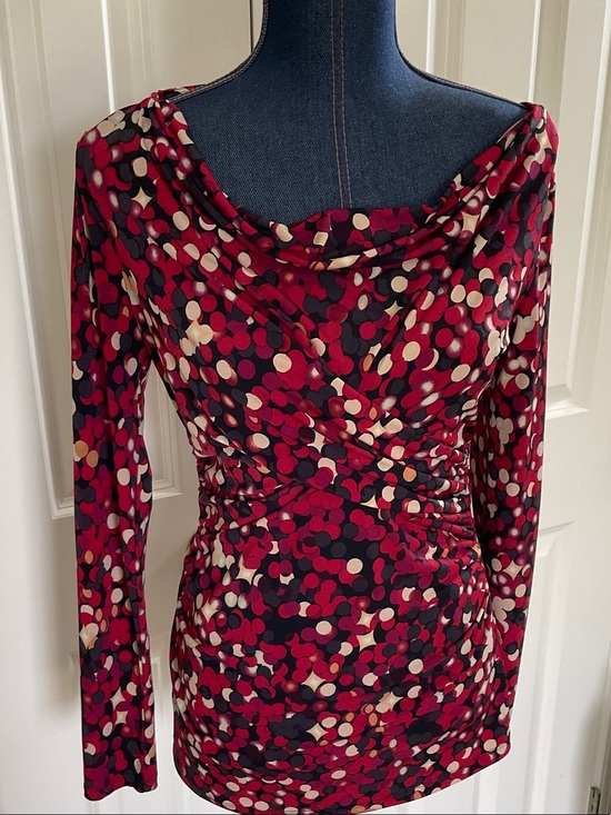 Vince Camuto Tops - Vince Camuto Ruched Twist Top